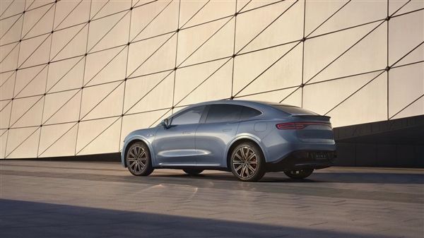 天顺平台登录：余承东：智界R7是按照100万的标准设计的 卖一辆亏三万