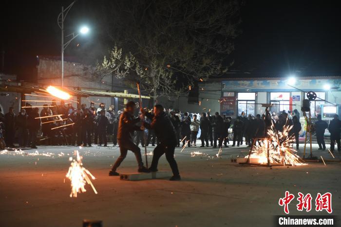 天顺平台登录：河北深州：非遗“甩花”庆“填仓”