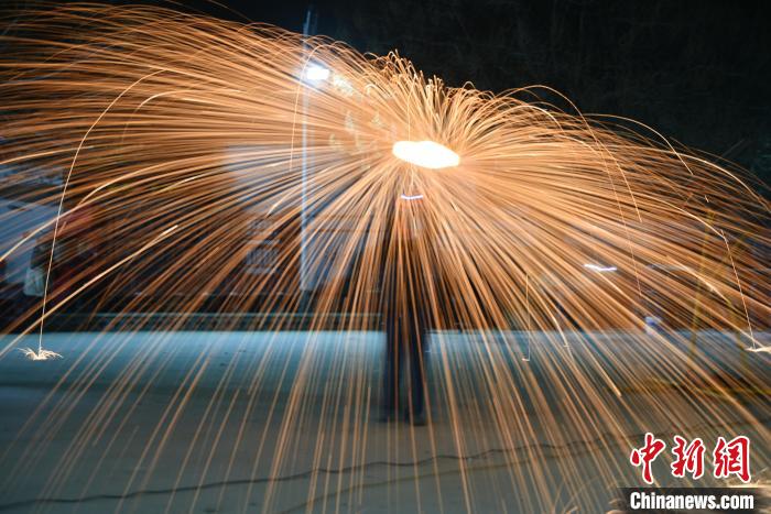 天顺平台登录：河北深州：非遗“甩花”庆“填仓”